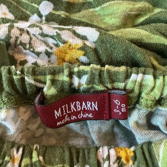 ๐ฟ MilkBarn Baby Set โ Floral Top & Bloomers -- 3-6 Months ๐ผ - Picture 3 of 4